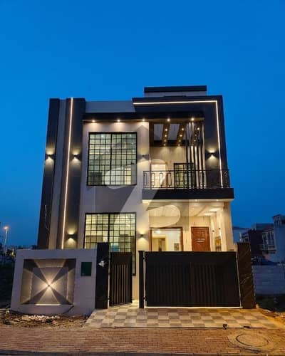 5 Marla Brand New House For Sale In Bahria orchard Lahore