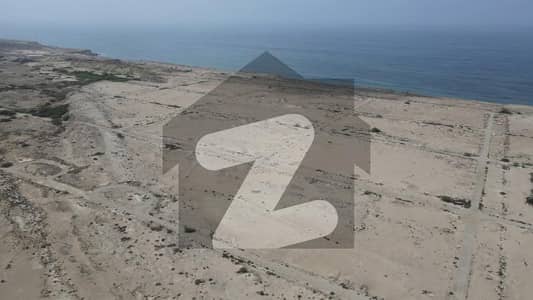 1000 Sq Yds Sea View Open Plot for Sale in Phase 3