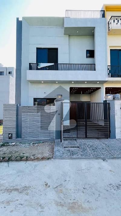 الکبیر ٹاؤن - فیز 2 الکبیر ٹاؤن,رائیونڈ روڈ,لاہور میں 3 کمروں کا 3 مرلہ مکان 1.5 کروڑ میں برائے فروخت۔