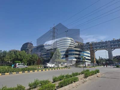 ڈی ایچ اے ڈیفینس اسلام آباد میں 1 کنال رہائشی پلاٹ 4.7 کروڑ میں برائے فروخت۔