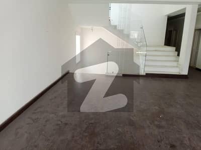 ڈی ایچ اے فیز 6 ڈی ایچ اے ڈیفینس,کراچی میں 5 کمروں کا 1 کنال مکان 15.0 کروڑ میں برائے فروخت۔