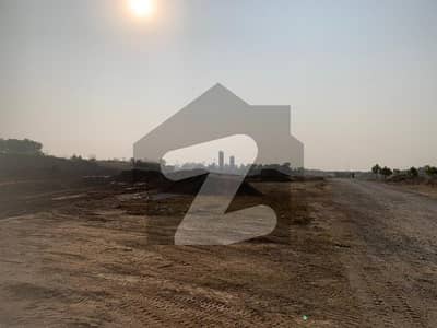 Gulberg Business Square 6 Marla Commercial Plot For Sale