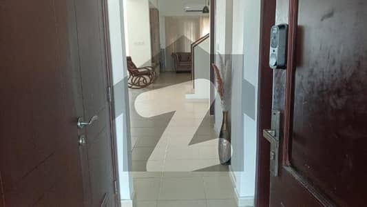 عمارکینیان ویوز اسلام آباد میں 3 کمروں کا 12 مرلہ مکان 3.75 کروڑ میں برائے فروخت۔