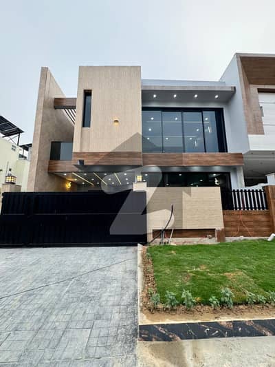 DESIGNER DOUBLE HEIGHT HOUSE B17 BLOCK E