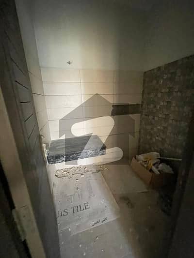 ڈی ایچ اے فیز 8 ڈی ایچ اے ڈیفینس,کراچی میں 3 کمروں کا 4 مرلہ مکان 7.0 کروڑ میں برائے فروخت۔