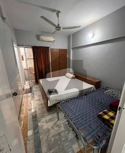 Prime Location House For Grabs In 200 Square Yards Karachi