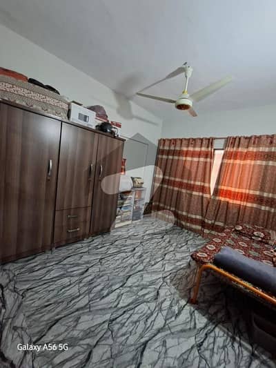 Flat 3 Bed DD 2nd Floor In Garden East For Rent