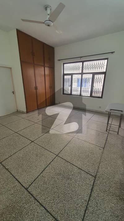 F 8/1 50x90 Livable House For Sale