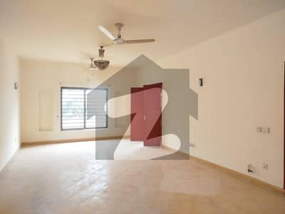 3 Bed Upper Floor Available For Rent In F11