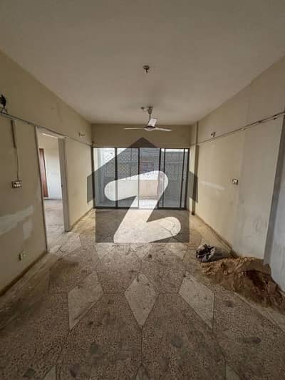 Affordable Corner Flat For rent In Gulshan-e-Iqbal - Block 13-D2