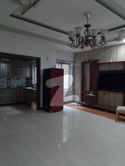 AHMED ASSOCIATES OFFERS 10 MARLA FULL HOUSE FOR RENT IN PCSiR PHASE 2 NEAR TO SHUKAT KHANUM HOSPITAL LAHORE.