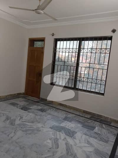 جی ۔ 10/3 جی ۔ 10,اسلام آباد میں 6 کمروں کا 14 مرلہ مکان 10.5 کروڑ میں برائے فروخت۔