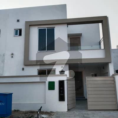 I SELL 5 MARLA BRAND NEW HOUSE IN BAHRIA ORCHARD LAHORE. PHASE 4 G5 Block