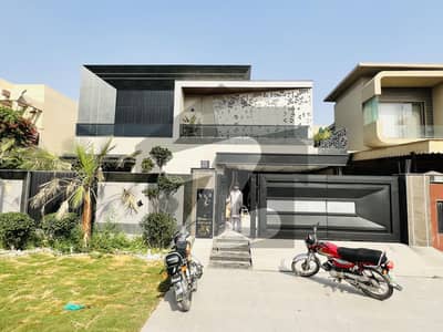 LIKE A BRAND NEW UPER PORTION FOR RENT | PRIME LOCATION