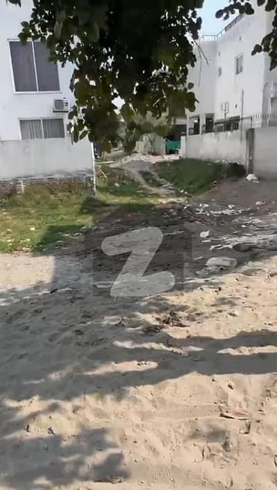 ڈی ایچ اے 9 ٹاؤن ۔ بلاک سی ڈی ایچ اے 9 ٹاؤن,ڈیفنس (ڈی ایچ اے),لاہور میں 8 مرلہ رہائشی پلاٹ 2.1 کروڑ میں برائے فروخت۔