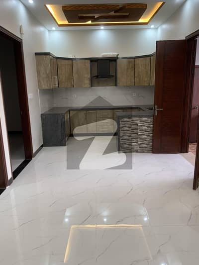 اینڈلیب کوآپریٹو ہاؤسنگ سوسائٹی سکیم 33,کراچی میں 4 کمروں کا 5 مرلہ مکان 2.65 کروڑ میں برائے فروخت۔