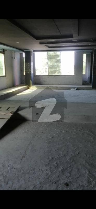 پشاور روڈ راولپنڈی میں 1 کنال Studio عمارت 2.0 لاکھ میں کرایہ پر دستیاب ہے۔