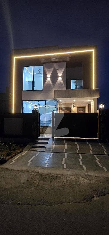 5 Marla Luxury House For Sale In Bahria Nasheman Lahore