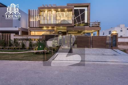 ڈی ایچ اے فیز 6 - بلاک اے فیز 6,ڈیفنس (ڈی ایچ اے),لاہور میں 5 کمروں کا 1 کنال مکان 8.5 کروڑ میں برائے فروخت۔