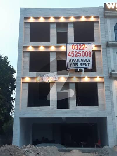 ڈیفینس روڈ لاہور میں 1 کنال Studio عمارت 15.0 لاکھ میں کرایہ پر دستیاب ہے۔