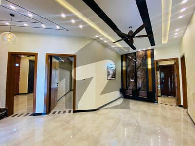 بحریہ ٹاؤن فیز 8 بحریہ ٹاؤن راولپنڈی,راولپنڈی میں 2 کمروں کا 10 مرلہ زیریں پورشن 65.0 ہزار میں کرایہ پر دستیاب ہے۔