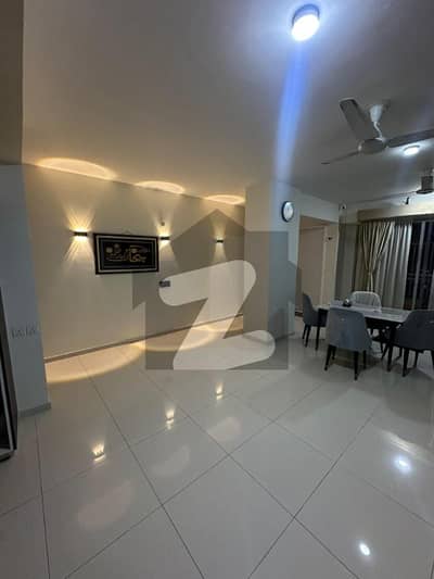 لکی وَن آپارٹمنٹ راشد منہاس روڈ,کراچی میں 4 کمروں کا 11 مرلہ فلیٹ 2.0 لاکھ میں کرایہ پر دستیاب ہے۔