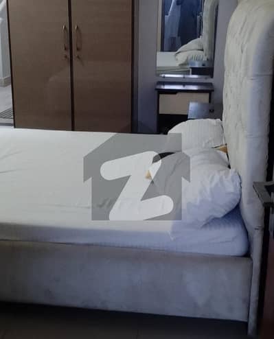 کلفٹن ۔ بلاک 5 کلفٹن,کراچی میں 1 کمرے کا 1 مرلہ فلیٹ 65.0 ہزار میں کرایہ پر دستیاب ہے۔