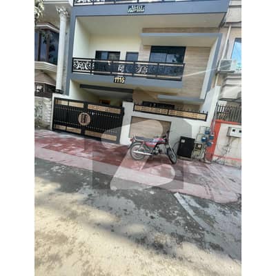 جی ۔ 11/2 جی ۔ 11,اسلام آباد میں 4 کمروں کا 4 مرلہ مکان 4.7 کروڑ میں برائے فروخت۔