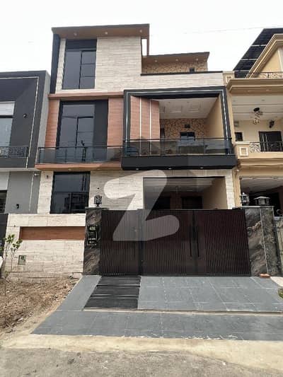 Luxury 5 Marla Owner-Built House in Executive Block Park View City