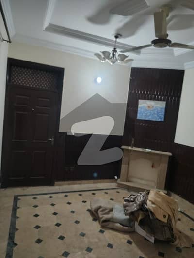 گرین ایونیو اسلام آباد میں 2 کمروں کا 5 مرلہ مکان 55.0 ہزار میں کرایہ پر دستیاب ہے۔