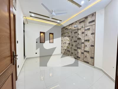 1,2&3 BHK APARTMENTS ARE AVAILABLE FOR RENT IN GHOURI TOWN PH:3