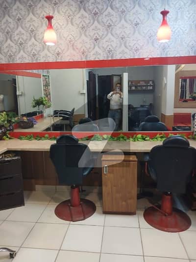 Salon Shop Available For Rent With Setup