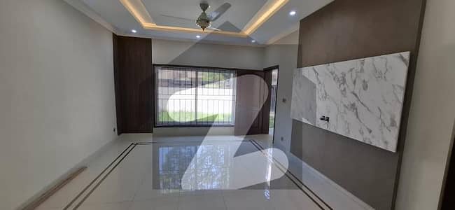 One Kanal Basement