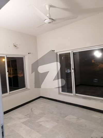 بحریہ انکلیو - سیکٹر این بحریہ انکلیو,بحریہ ٹاؤن,اسلام آباد میں 3 کمروں کا 7 مرلہ بالائی پورشن 56.0 ہزار میں کرایہ پر دستیاب ہے۔