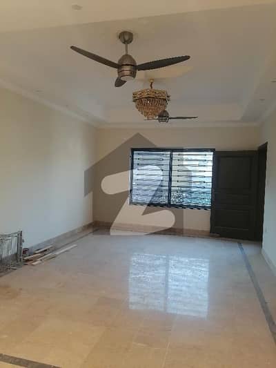 Full House Available For Rent In Commercial And Residential Use