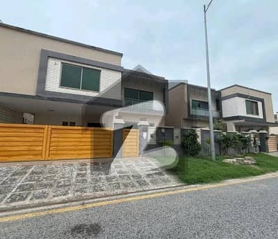 Prime Location House Of 375 Square Yards Is Available For Sale