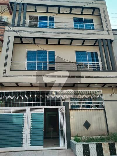 ائیرپورٹ ہاؤسنگ سوسائٹی - سیکٹر 4 ائیرپورٹ ہاؤسنگ سوسائٹی,راولپنڈی میں 4 کمروں کا 5 مرلہ مکان 1.85 کروڑ میں برائے فروخت۔