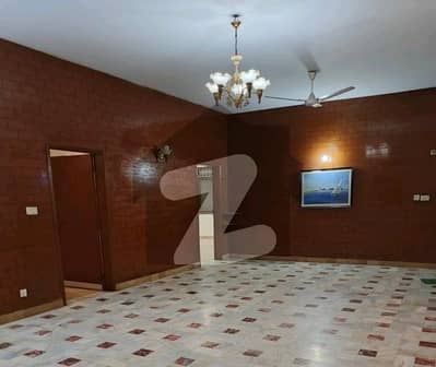Ready To Buy A Lower Portion In Gulshan-e-Iqbal - Block 6 Karachi