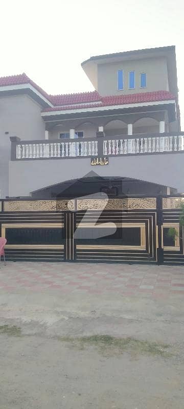 ممتاز سٹی اسلام آباد میں 4 کمروں کا 1 کنال بالائی پورشن 1.4 لاکھ میں کرایہ پر دستیاب ہے۔