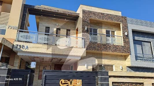 10 Marla Brand New For Sale In Bahria Town Phase 3