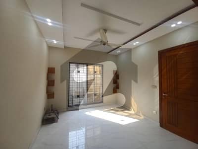 5 Marla Half Triple Storey House For Sale In Al Hafeez Phase 5 Gated Society Near To Parks
