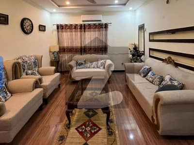 بحریہ ٹاؤن فیز 8 بحریہ ٹاؤن راولپنڈی,راولپنڈی میں 2 کمروں کا 10 مرلہ زیریں پورشن 1.25 لاکھ میں کرایہ پر دستیاب ہے۔