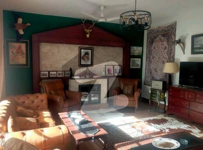 گلبرگ لاہور میں 3 کمروں کا 1 کنال بالائی پورشن 1.25 لاکھ میں کرایہ پر دستیاب ہے۔