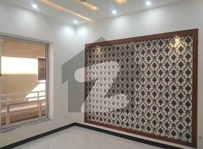 Get A 10 Marla Lower Portion For rent In Bahria Town Phase 3