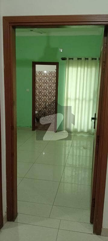Main markaz 2 bed 1st floor for rent commercial
