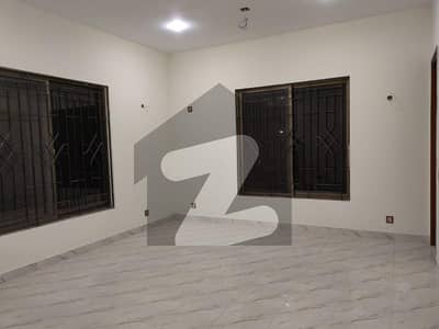 SANIA CORNER FLAT FOR RENT BRAND NEW 3BED DD