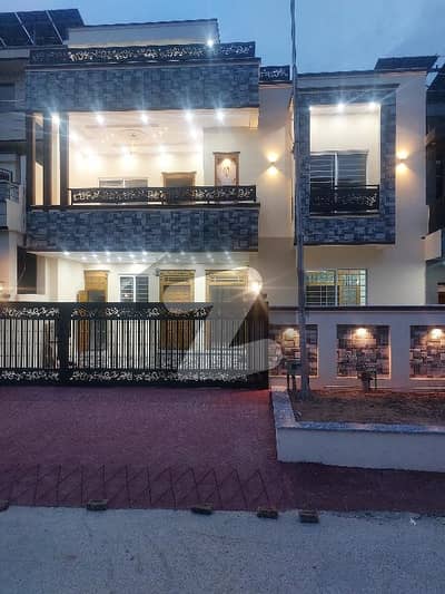 جی ۔ 14/4 جی ۔ 14,اسلام آباد میں 7 کمروں کا 10 مرلہ مکان 8.3 کروڑ میں برائے فروخت۔