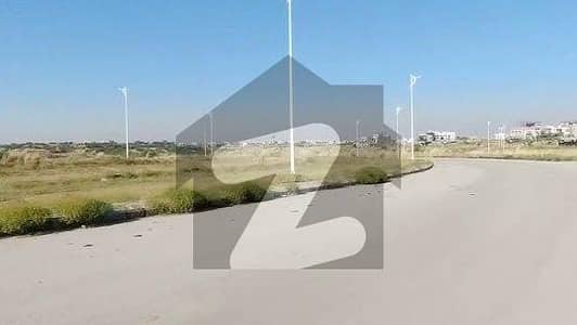 بحریہ ٹاؤن فیز 8 ۔ ایڈن لیک ویو بلاک بحریہ ٹاؤن فیز 8,بحریہ ٹاؤن راولپنڈی,راولپنڈی میں 10 مرلہ رہائشی پلاٹ 1.85 کروڑ میں برائے فروخت۔