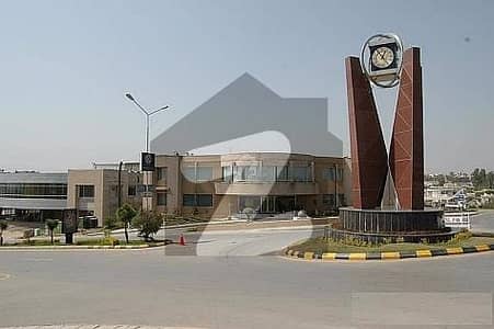 بحریہ ٹاؤن فیز 8 ۔ رفیع بلاک بحریہ ٹاؤن فیز 8,بحریہ ٹاؤن راولپنڈی,راولپنڈی میں 8 مرلہ رہائشی پلاٹ 80.0 لاکھ میں برائے فروخت۔