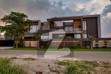 2 KANAL ELEGANT AND FULLY MAINTAINED SUPER HOT LOCATED BUNGALOW IS AVAILABLE IN THE BEST BLOCK OF DHA LAHORE.